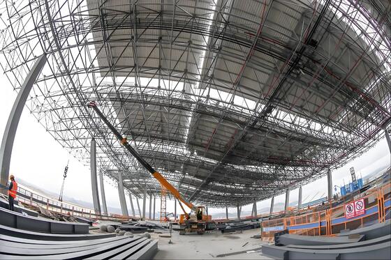 GB50009 EN1991 Rail Station Metal Roof Structure 150m - 300m Flat Roof Metal Carport